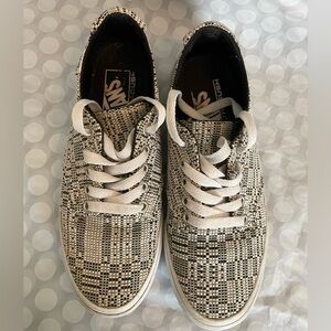 Unique Vans Lace Up Black & White Sneakers size 7